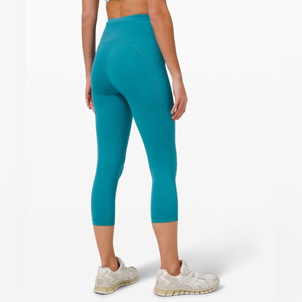 Lululemon Swift Speed High-Rise Crop 21"